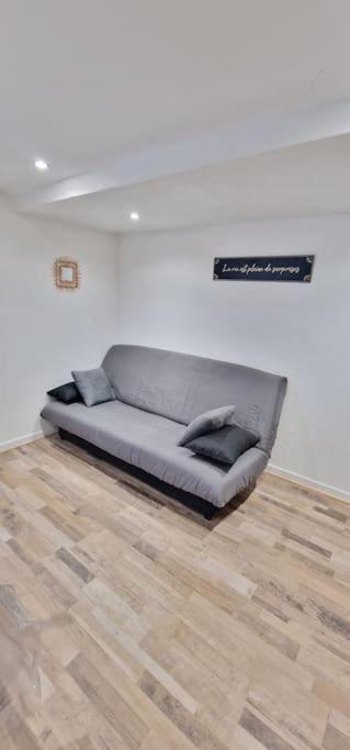 Maison Aurillac - 2 Chambres - Parking Gratuit ภายนอก รูปภาพ