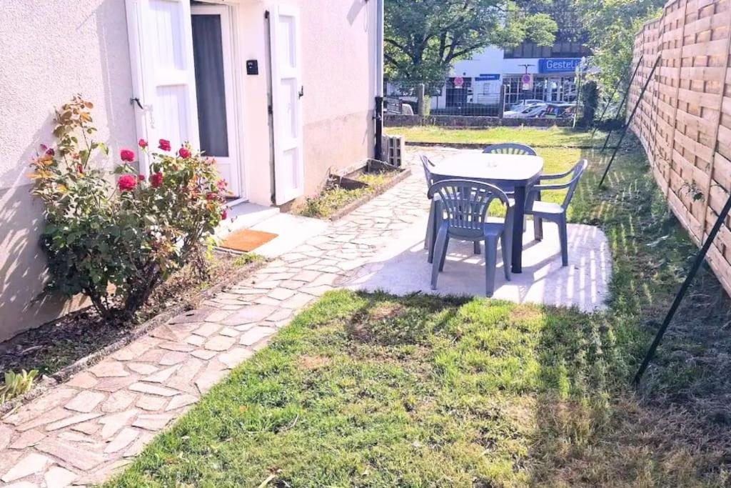 Maison Aurillac - 2 Chambres - Parking Gratuit ภายนอก รูปภาพ
